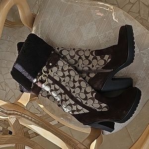 Coach Luci Brown Shearling Signature C Knee High zip-up boots sz 7 New